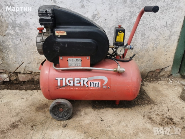 Италиански маслен компресор за въздух 24 литра