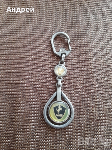 Стар Ключодържател Ferrari, снимка 3 - Други ценни предмети - 52630729