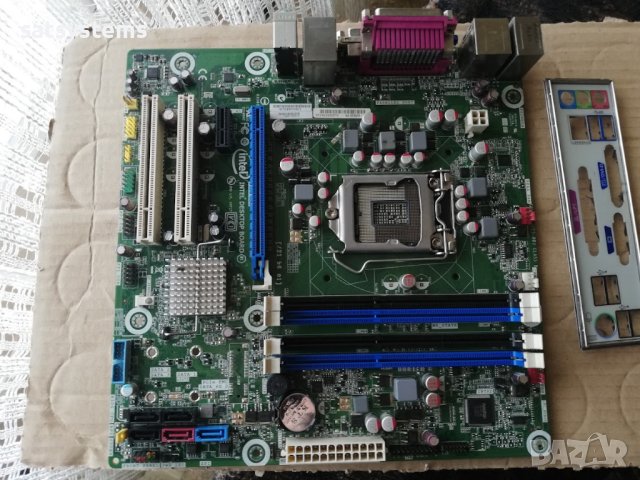 Дънна платка Intel Desktop Board DB75EN Socket LGA1155, снимка 5 - Дънни платки - 43453747