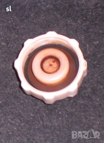 Капачка антифриз на Ауди,VW,Сеат,Шевролет,Мазда,Форд,Опел,Рено,Мерцедес, снимка 4 - Части - 51247984