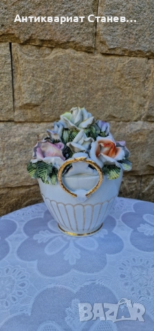 🌸✨ Порцеланова кошница с 3D цветя – изящна изработка ✨🌸, снимка 2 - Статуетки - 51518239