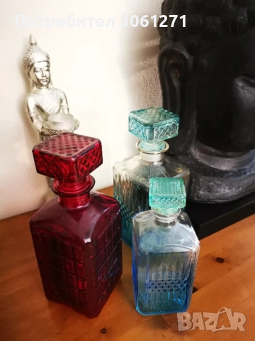 Стъклени декантери от Емполи от 60-те/70-те години. 3 брой  Стъклена Гарафа 