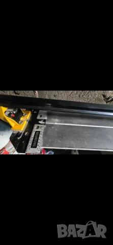 Машина за плочки Dewalt, снимка 2 - Други инструменти - 53281008