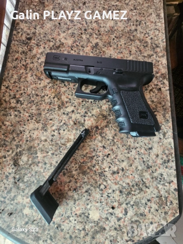 Продавам въздушен пистолет , снимка 2 - Въздушно оръжие - 53396717