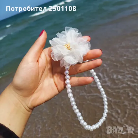 Перлено чокър колие с цвете