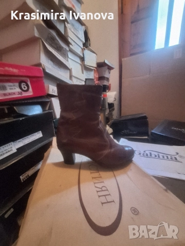 нови боти в кафяв цвят 