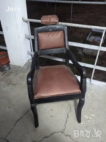 стар фризьорски стол, снимка 1