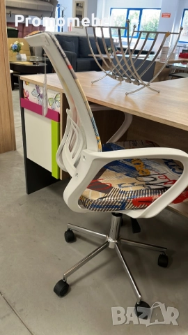 Детски въртящ стол FREE, снимка 2 - Столове - 51892553