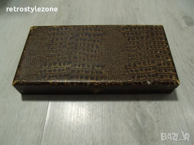 № 7831 комплект стари прибори   - 6 броя метални ножчета   - с кутия  - надпис / маркировка, снимка 6 - Други ценни предмети - 48695124