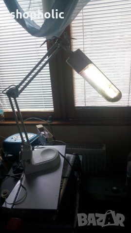 Подвижна лампа с щипка Спот, снимка 5 - Настолни лампи - 16267492