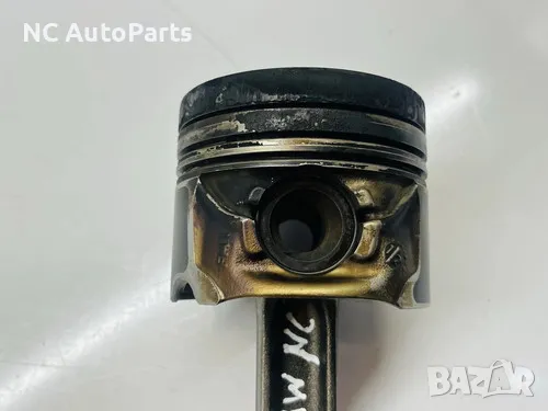 Бутало с биела за БМВ BMW 2 series F46 216d 1.5 дизел B37C15A N053E​ 834 BMW 2017, снимка 8 - Части - 49476684