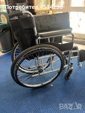 Инвалидна количка – сгъваема, лека и удобна, снимка 4 - Инвалидни колички - 52400814