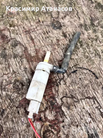 Помпичка чистачки фарове за Мерцедес Е-класа W211.2002-2006г, снимка 2 - Части - 48675865