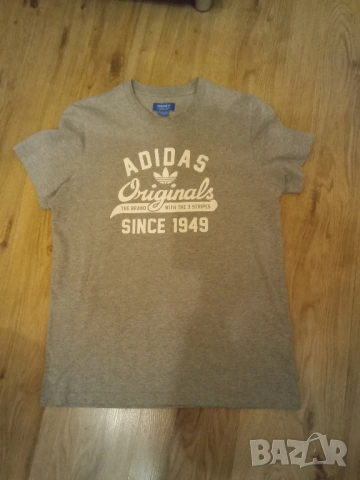 Оригинална мъжка тениска Adidas М размер. Нова