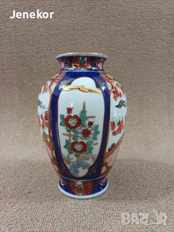 Порцеланова ваза. , снимка 4 - Антикварни и старинни предмети - 40719228