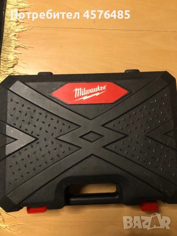 Гайковерт Milwaukee , снимка 3 - Куфари с инструменти - 52644861