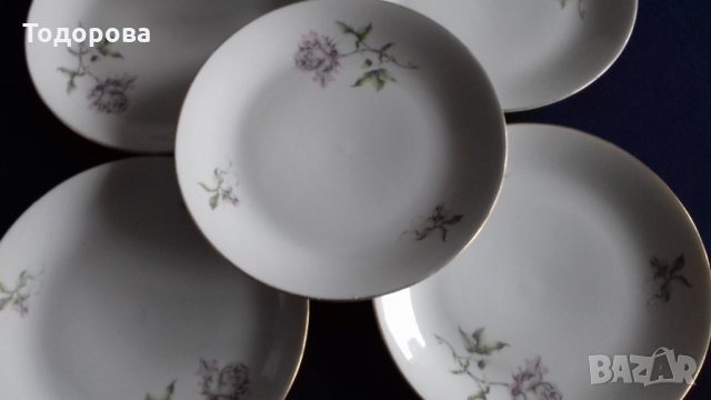 Порцеланови десертни чинии -8 бр, снимка 2 - Антикварни и старинни предмети - 32421348