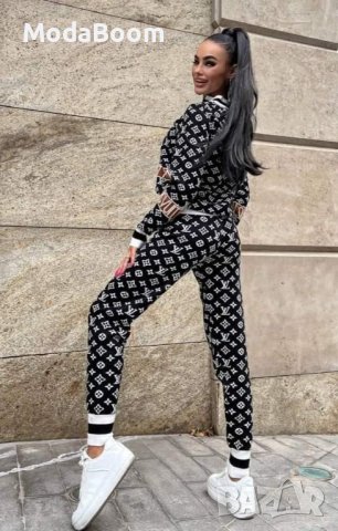 💥Louis Vuitton стилен дамски комплект фино плетиво💥, снимка 3 - Комплекти - 43346746