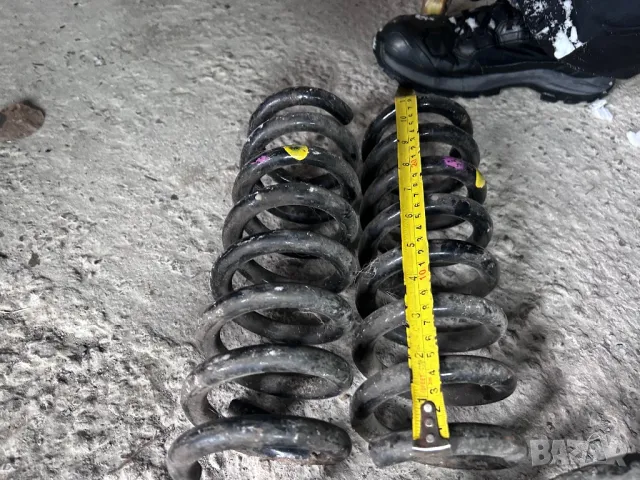 задни пружини мерцедес, снимка 3 - Части - 49179256