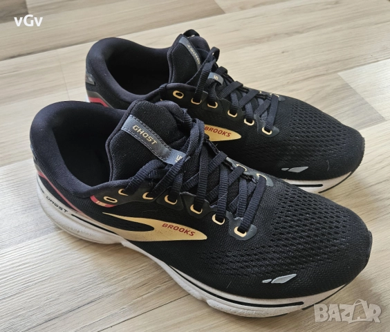 Дамски маратонки Brooks Ghost 15 - 40, снимка 3 - Маратонки - 52919728
