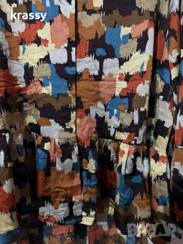 Цтрхотна голма цветна дмска риза от сатен с къдри (размер 4ХЛ), снимка 2 - Ризи - 52263173