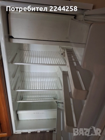 Продавам работещ хладилник Zanusi, снимка 4 - Хладилници - 52227848