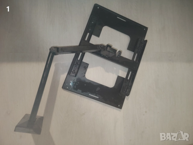 Стойка за телевизор, въртяща се