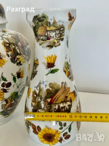 Винтидж сет от три големи порцеланови вази, снимка 6 - Вази - 50019948