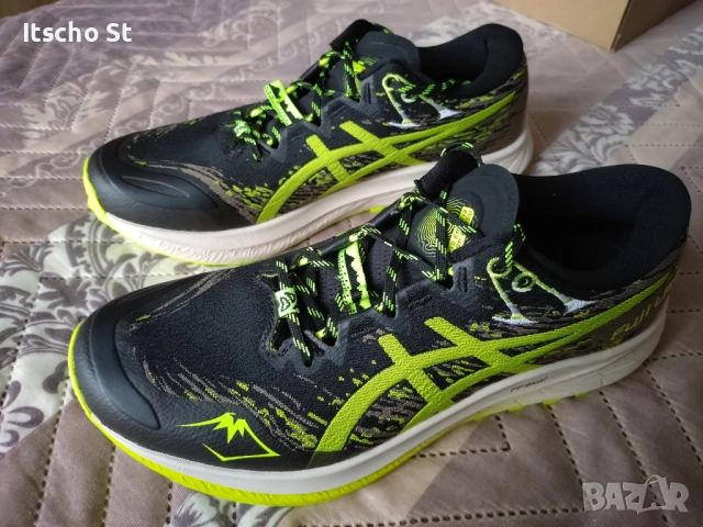 ASICS Fuji Lite 5, маратонки за планинско бягане, нови.