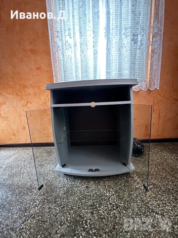 Шкаф за телевизор, снимка 3 - Шкафове - 50746038