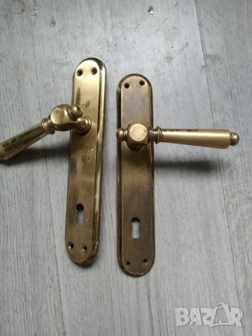 стари месингови дръжки за врата с шилд-комлект