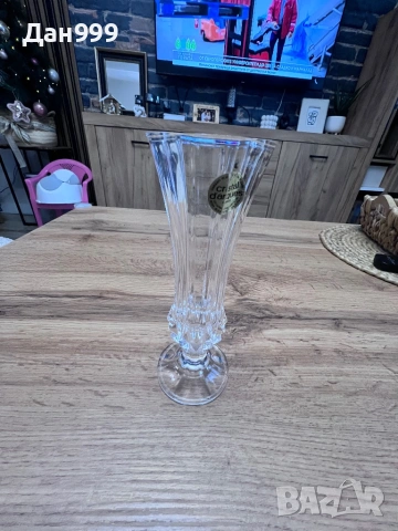 Красива малка , кристална ваза, снимка 2 - Вази - 53052107