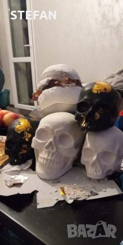 Бетонен череп 