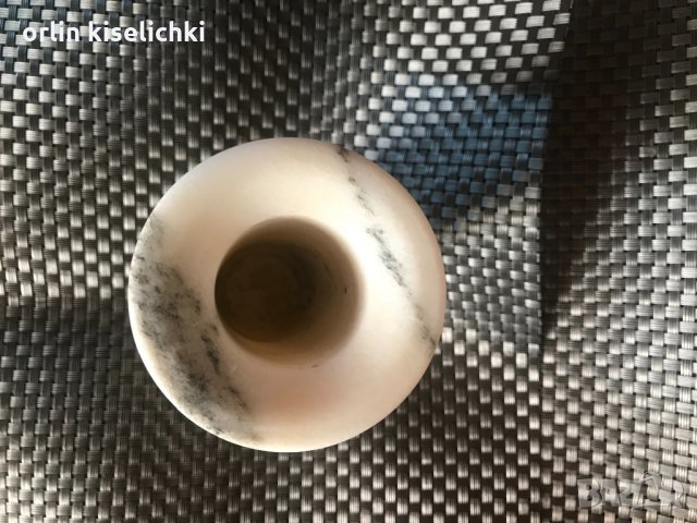 Мраморна ваза , снимка 2 - Вази - 34633613