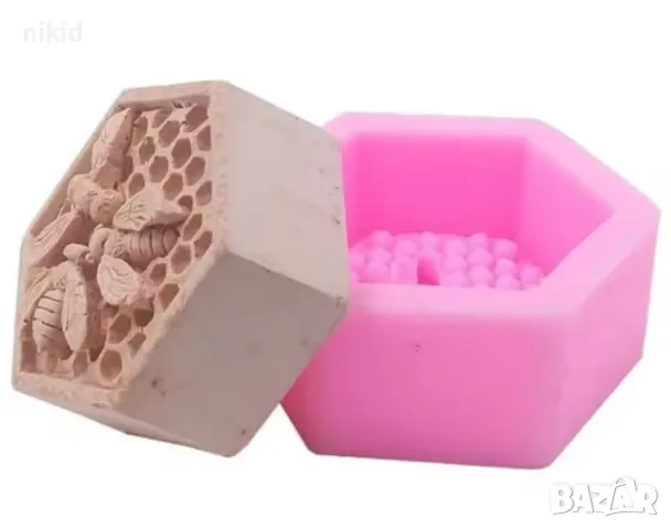 3D шестоъгълник пчелна медена пита с 3 пчели дълбок силиконов молд калъп форма за сапун гипс восък , снимка 3 - Форми - 24477047