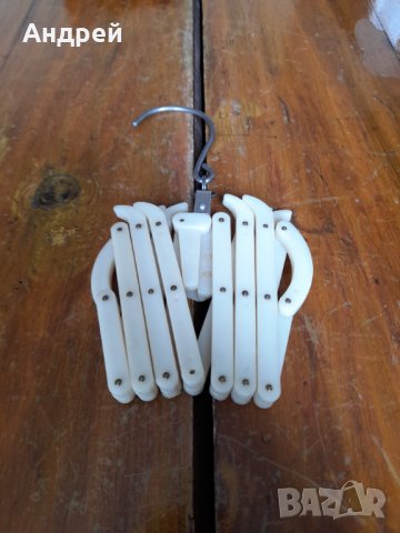 Стара закачалка за дрехи #4