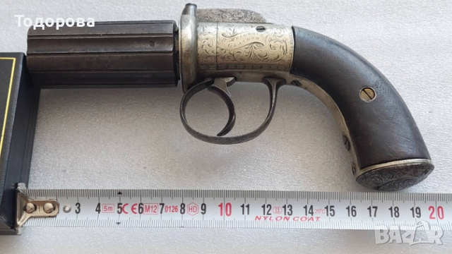 Много рядък револвер( pepperbox)пиперница,средата на 19век ,пищов, ятаган,сабя,щик, 1 200 €, снимка 2 - Антикварни и старинни предмети - 52099433