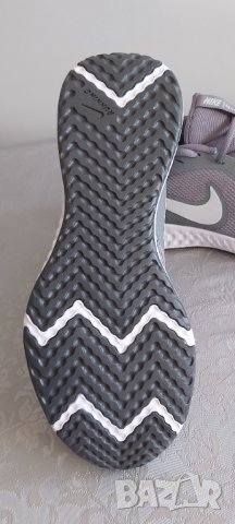 NIKE 45 номер нови!, снимка 3 - Маратонки - 37001909