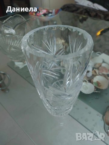 Кристална ваза, снимка 6 - Вази - 43897645