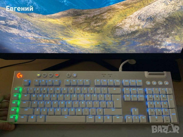 Клавиатура Logitech G815 Lightsync Tactile White — новая