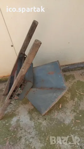 ръчна мелачка за грозде, снимка 2 - Градинска техника - 50044465