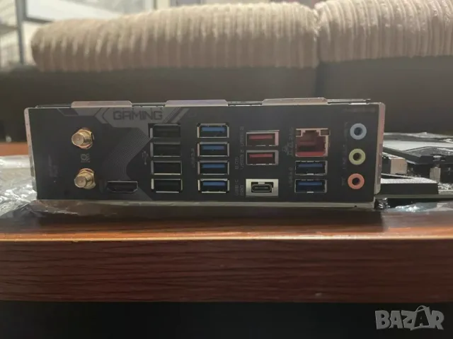 Дънна платка GIGABYTE X670 GAMING X AX сокет АМ5, DDR5, PCIe 5.0 M.2 SSD, снимка 5 - Дънни платки - 48651991