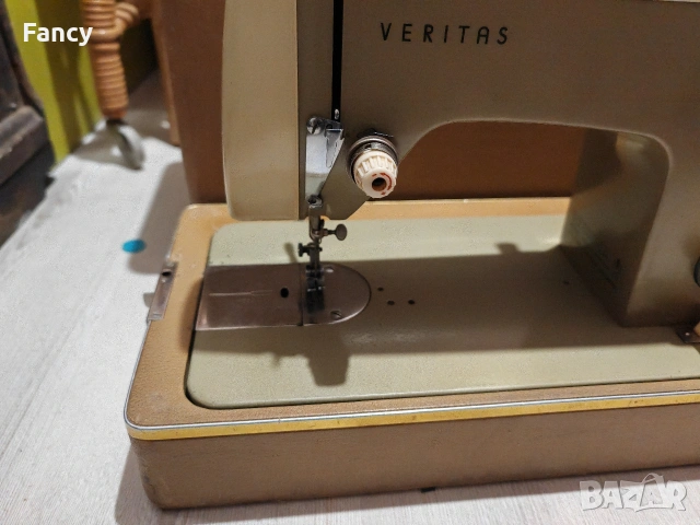 Шевна машина Veritas, снимка 6 - Шевни машини - 53120176