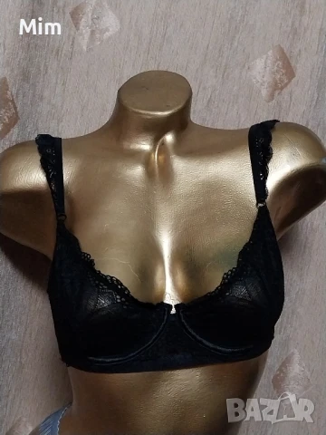70 D Черен дантелен сутиен 