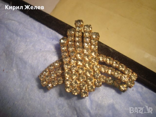 СТАРА ПОЗЛАТЕНА РЕТРО АРТ ДЕКО БРОШКА с ПРЕКРАСНИ БОХЕМСКИ ФАСЕТИРАНИ ЮВЕЛИРНО КРИСТАЛИ 27880, снимка 3 - Антикварни и старинни предмети - 37128345