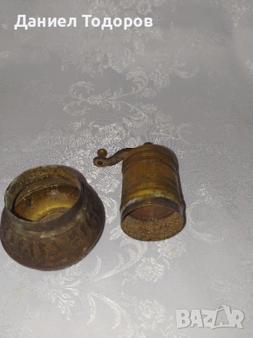 Стара бронзова мелница за кафе и подправки , снимка 6 - Антикварни и старинни предмети - 51386512
