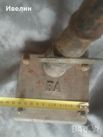 стара чугунена поставка от везна,кантар, снимка 2 - Антикварни и старинни предмети - 32830090