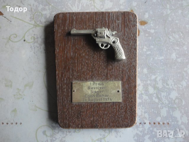 Бронзова фигура пластика Revolver Sieger, снимка 3 - Колекции - 42991221