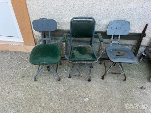 Продавам столове на винт , снимка 1