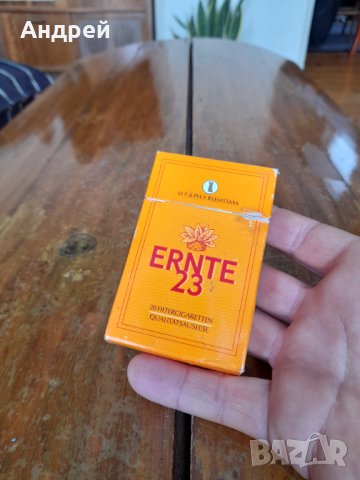 Стара кутия от цигари Ernte 23
